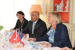 A Franco-Swiss declaration to strengthen cooperation in healthcare A Franco-Swiss declaration to strengthen cooperation in healthcare